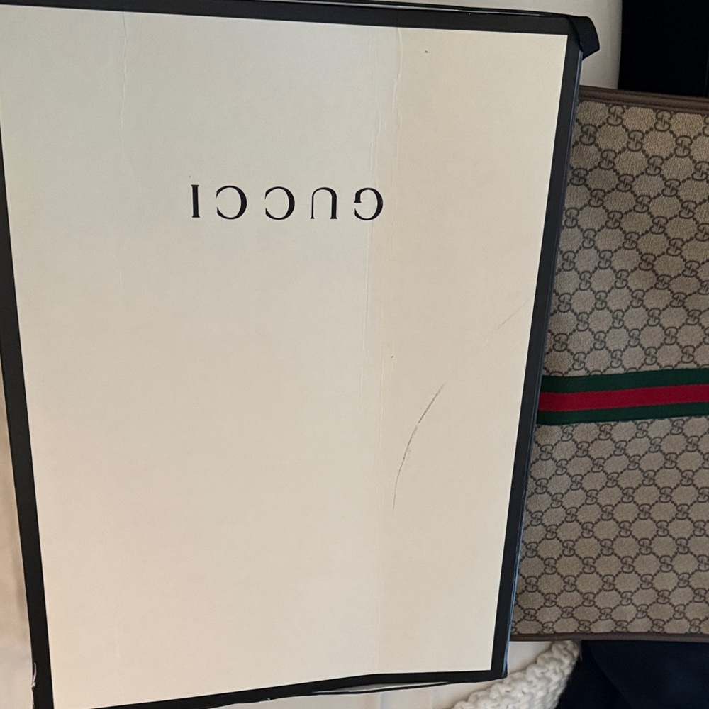 Gucci GG Supreme Rajah Large Tote - Picture 8 of 8